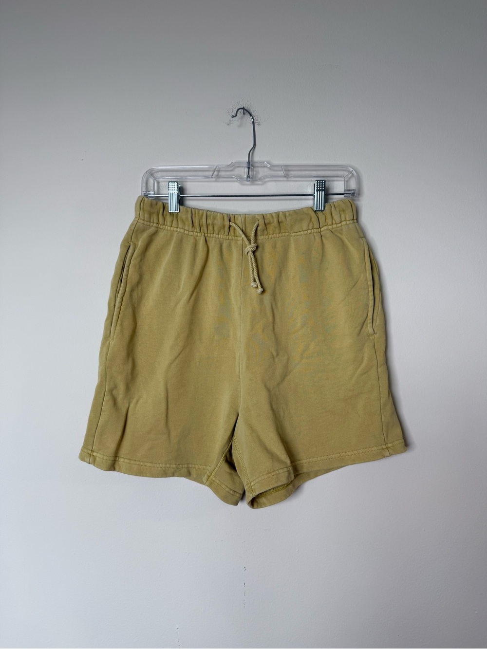 Elwood Core Sweatshort in Vintage Yellow | Adult size small